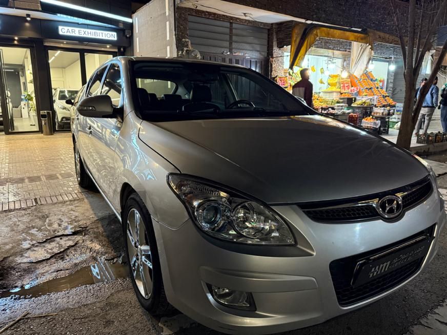 هیوندای i30 نقره ای ۲۰۱۰ بدون رنگ ۱۳۵تا کار فول|خودرو سواری و وانت|اصفهان, مسجد مصلی|دیوار