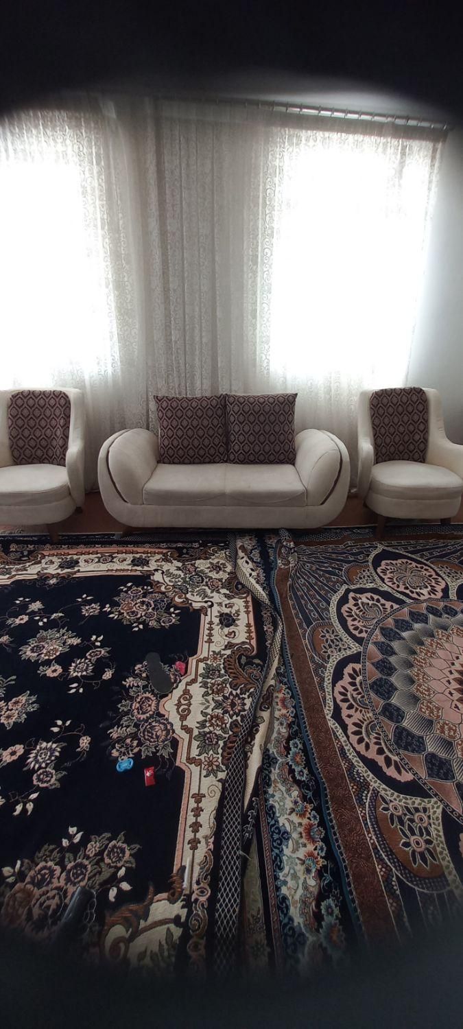 مبل هفت نفره کاملا سالم|مبلمان خانگی و میز عسلی|ابهر, |دیوار