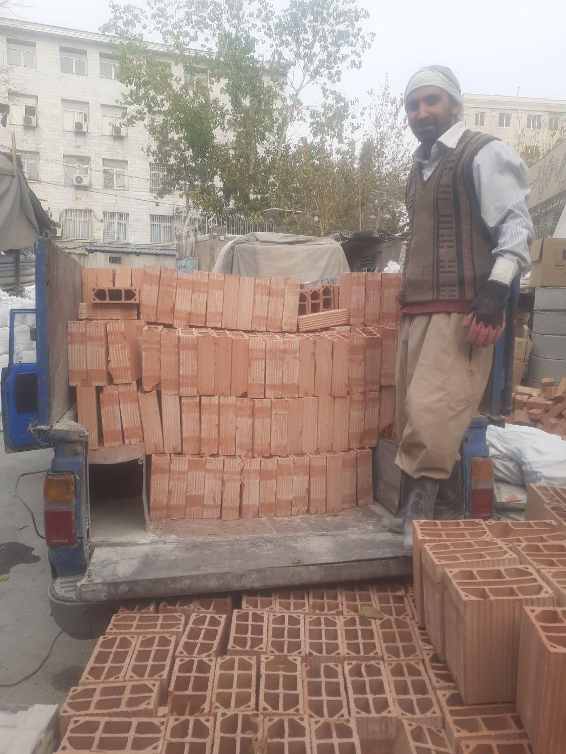 حمل نخاله با نیسان کمپرسی از سراسر تهران|خدمات حمل و نقل|تهران, استاد معین|دیوار