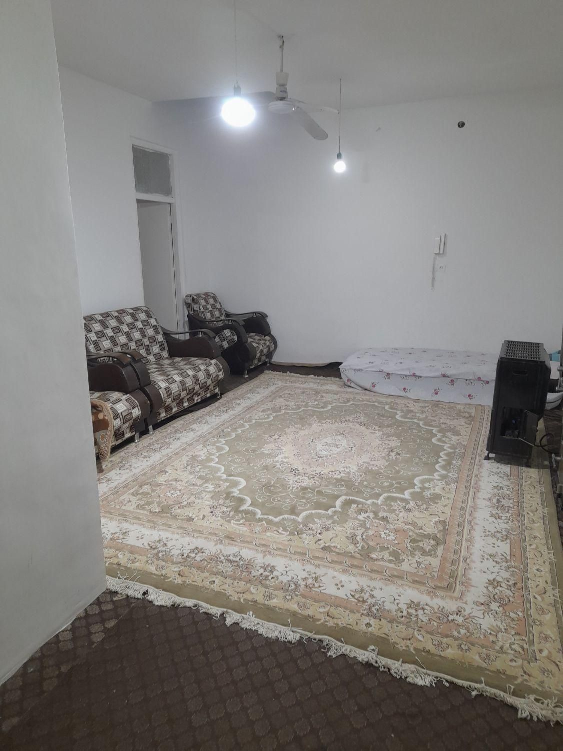 سوییت جادار باپارکینگ کولر گازی|اجارهٔ کوتاه‌مدت آپارتمان و سوئیت|آشخانه, |دیوار