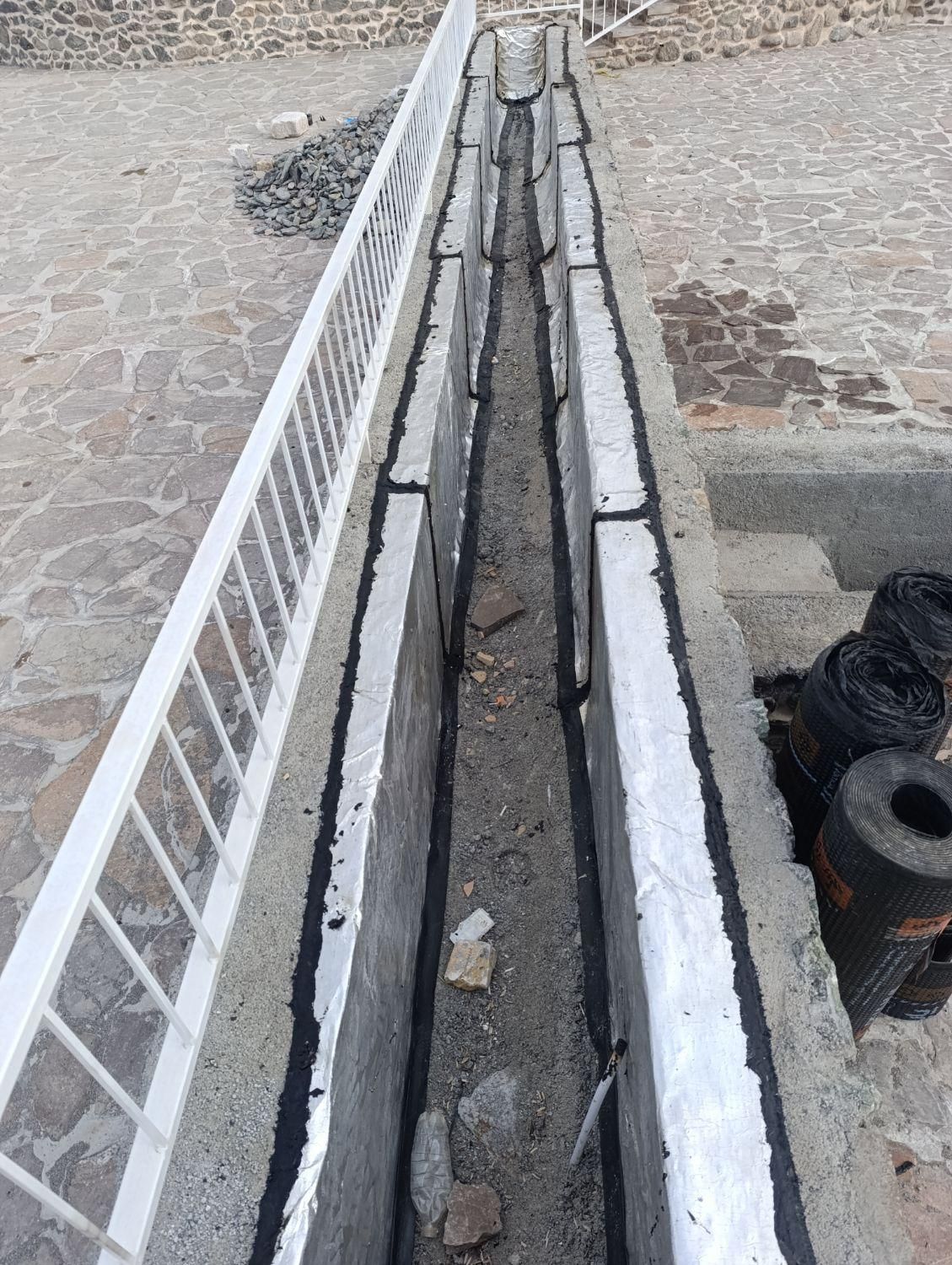 ایزوگام وقیرگونی وواکس قیر|خدمات پیشه و مهارت|بیرجند, |دیوار