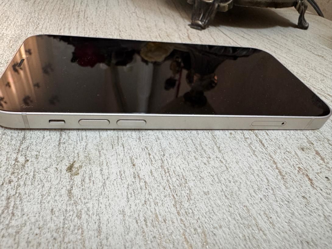 اپل iPhone 12 با حافظهٔ ۱۲۸ گیگابایت|موبایل|کاشان, فین کوچک|دیوار