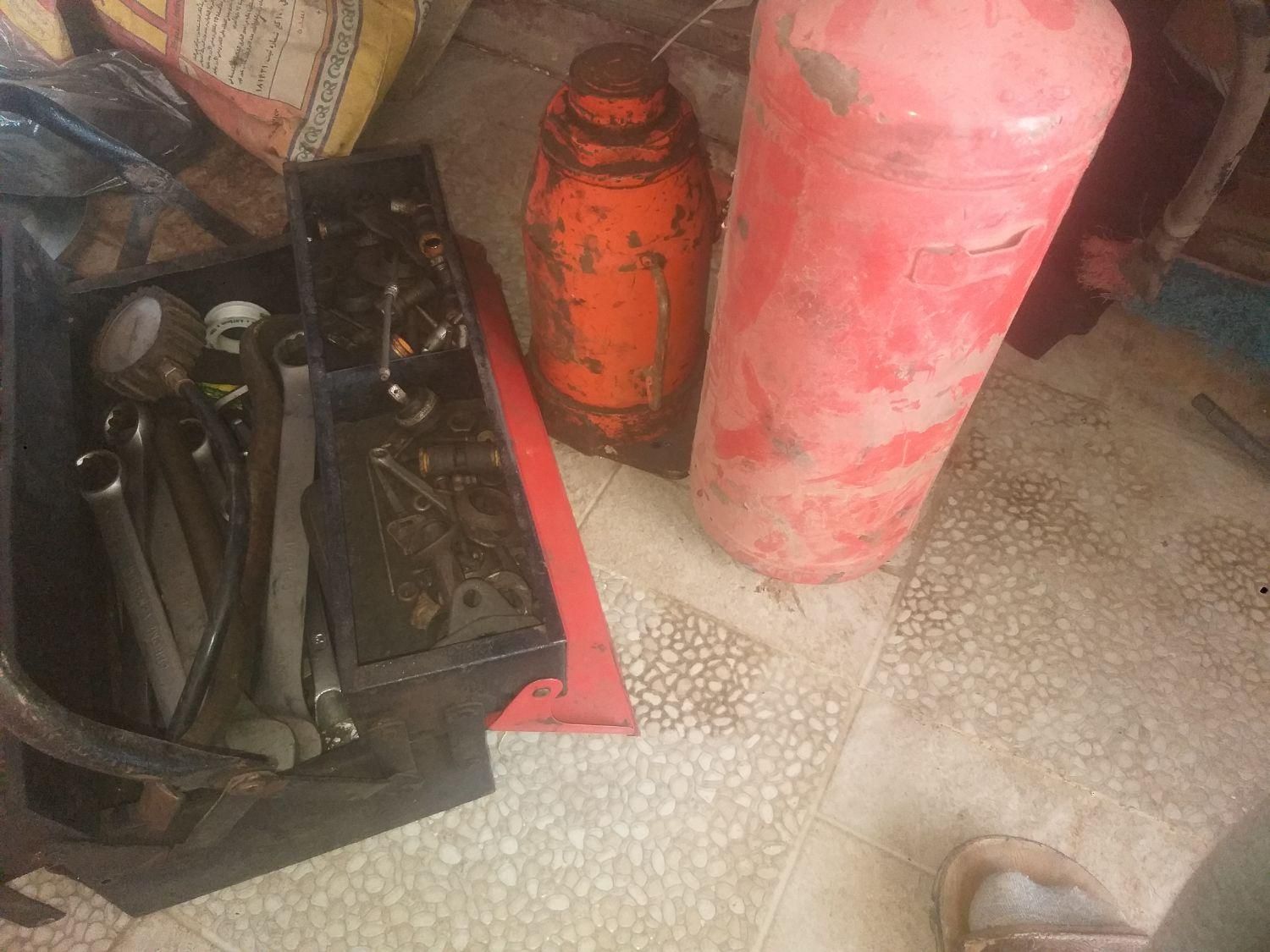 اچار از ۸ تا۳۲ اچار چرخ مایلر درجه باد جک۲۵ تنی|قطعات یدکی و لوازم جانبی|شهرکرد, |دیوار