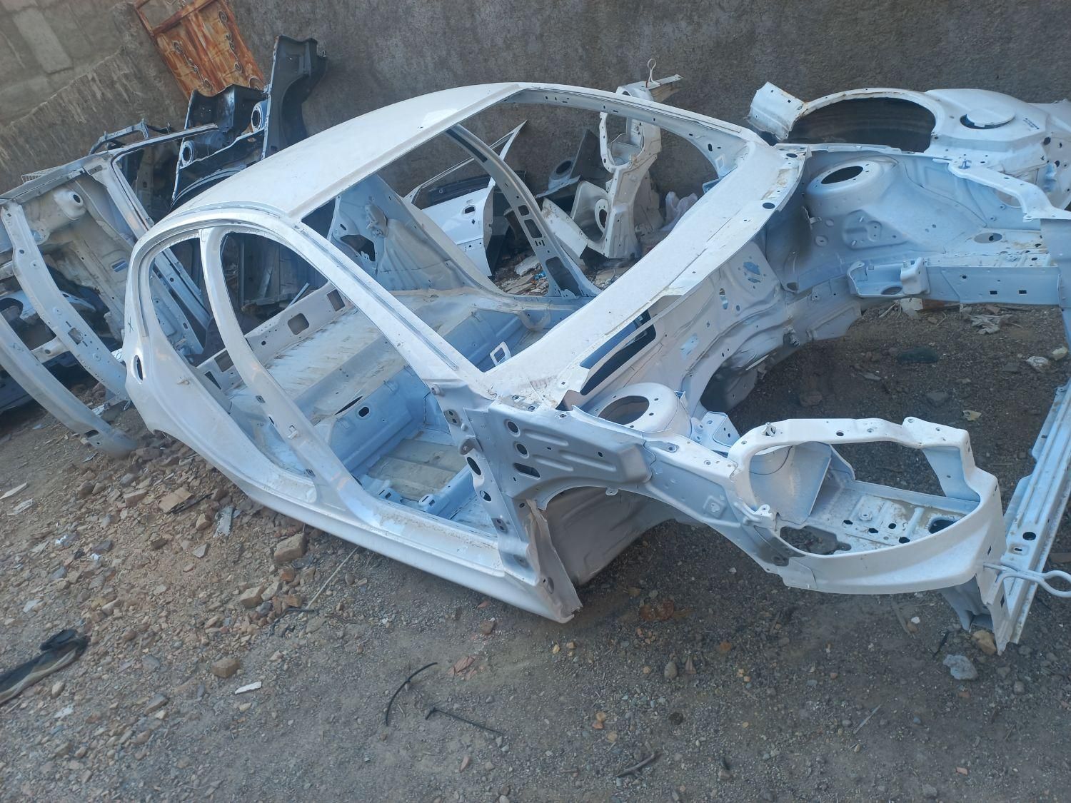 سقف ستون ۲۰۶ سقف ستون ۲۰۷ سقف 206 سقف207|قطعات یدکی و لوازم جانبی|تهران, جنت‌آباد شمالی|دیوار