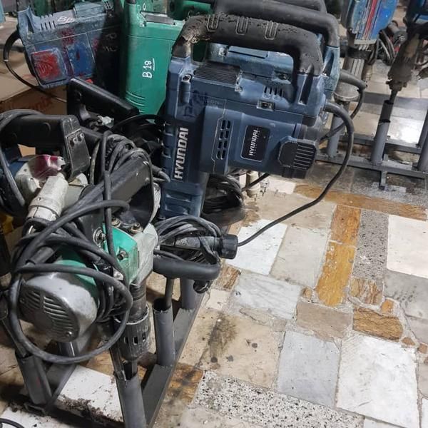 اجاره هیلتی چکش برقی ابزار بتن کن**کوچک|خدمات پیشه و مهارت|تهران, صادقیه|دیوار