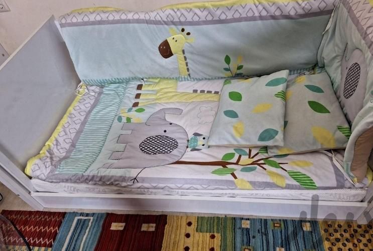 سرویس خواب هفت تیکه همراه تخت نوزاد|تخت و صندلی بچه|مشهد, بلوار توس|دیوار
