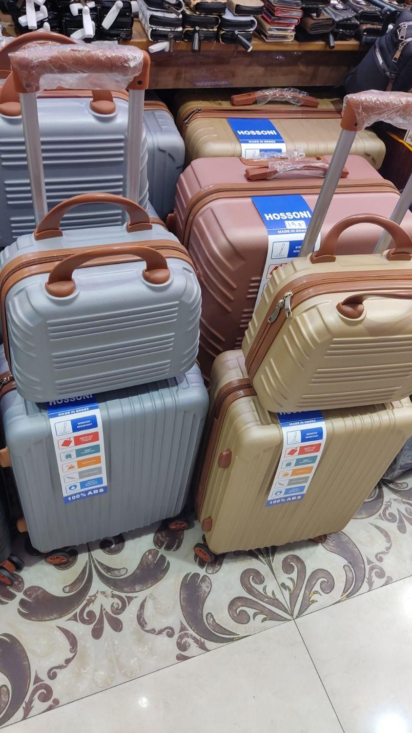 چمدان فایبر هاسونی( چرخ دبل)قفل tsi|کیف، کفش، کمربند|تبریز, |دیوار