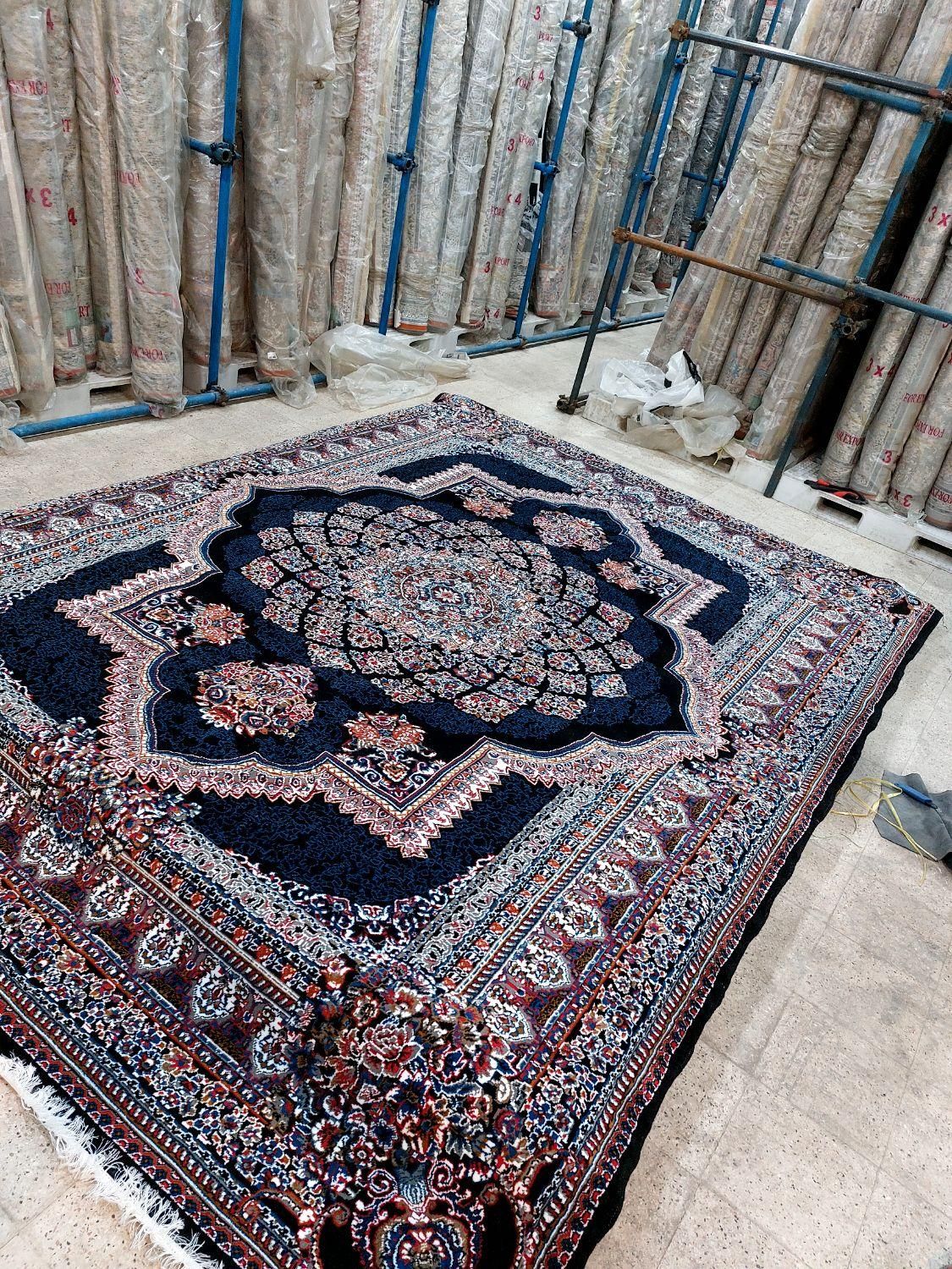فرش ۱۲و۹و۶ متری واقعی طرح ۷۰۰شانه نخ صادراتی|فرش|مشهد, طلاب|دیوار