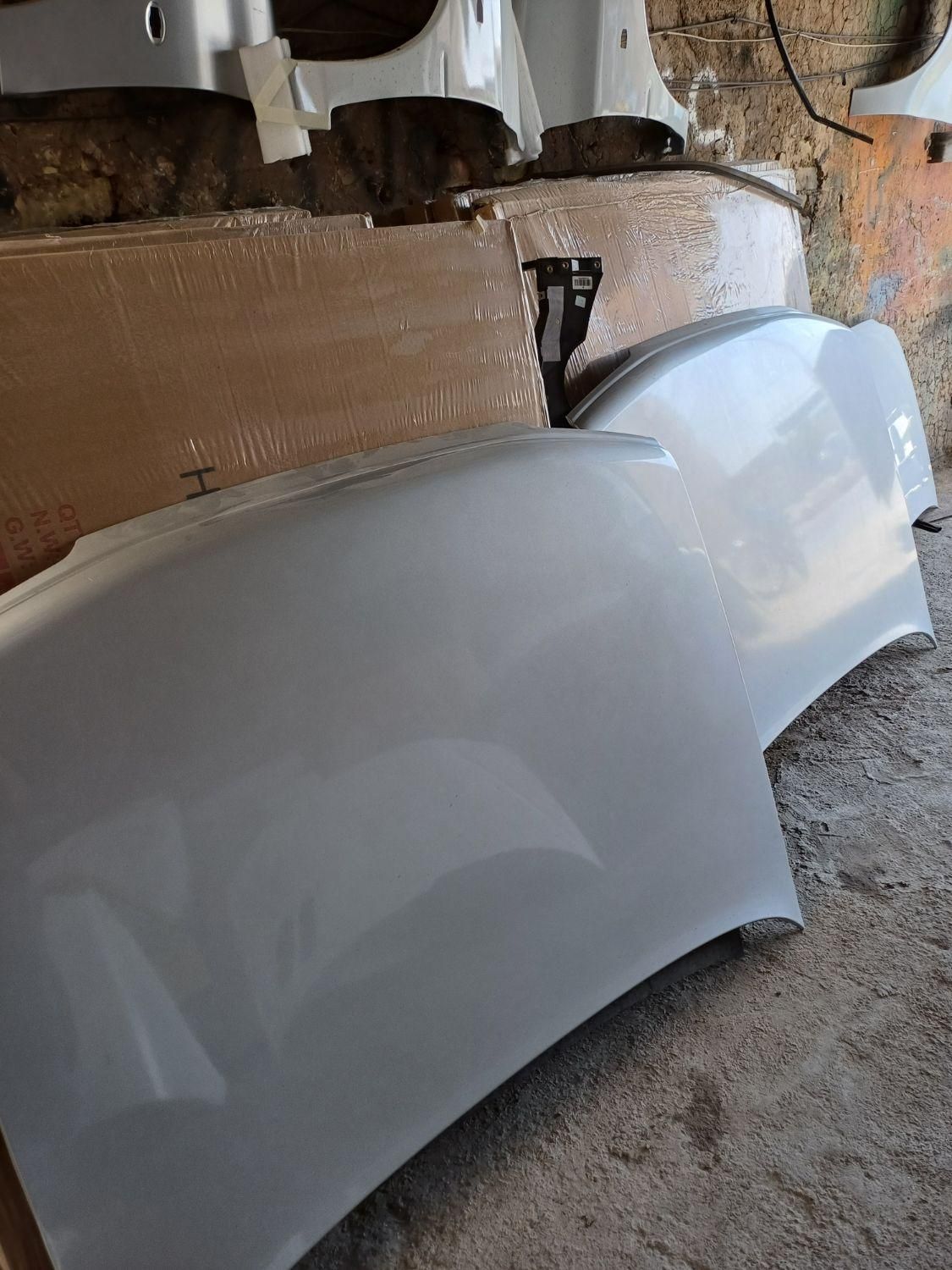 کاپوت ۴۰۵ رنگ شده|قطعات یدکی و لوازم جانبی|اصفهان, زاجان|دیوار