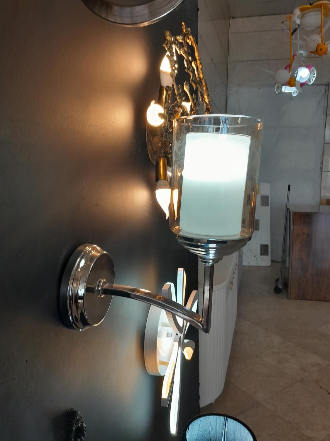 لوستر و دکوریجات با کیفیت تضمینی|لوستر و چراغ آویز|مشهد, بهمن|دیوار