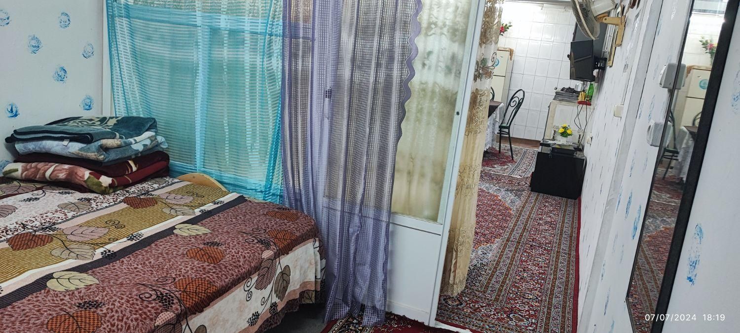 سوییت تمیز همراه پارکینگ مسقف و حیاط خلوت|اجارهٔ کوتاهمدت آپارتمان و سوئیت|بندر انزلی, کوی آزادگان|دیوار