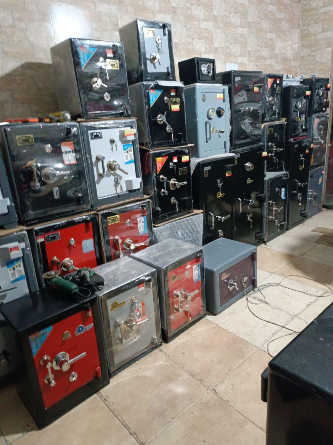 گاوصندوق کاوه مدل سدید گاو صندوق|ابزارآلات|تبریز, |دیوار