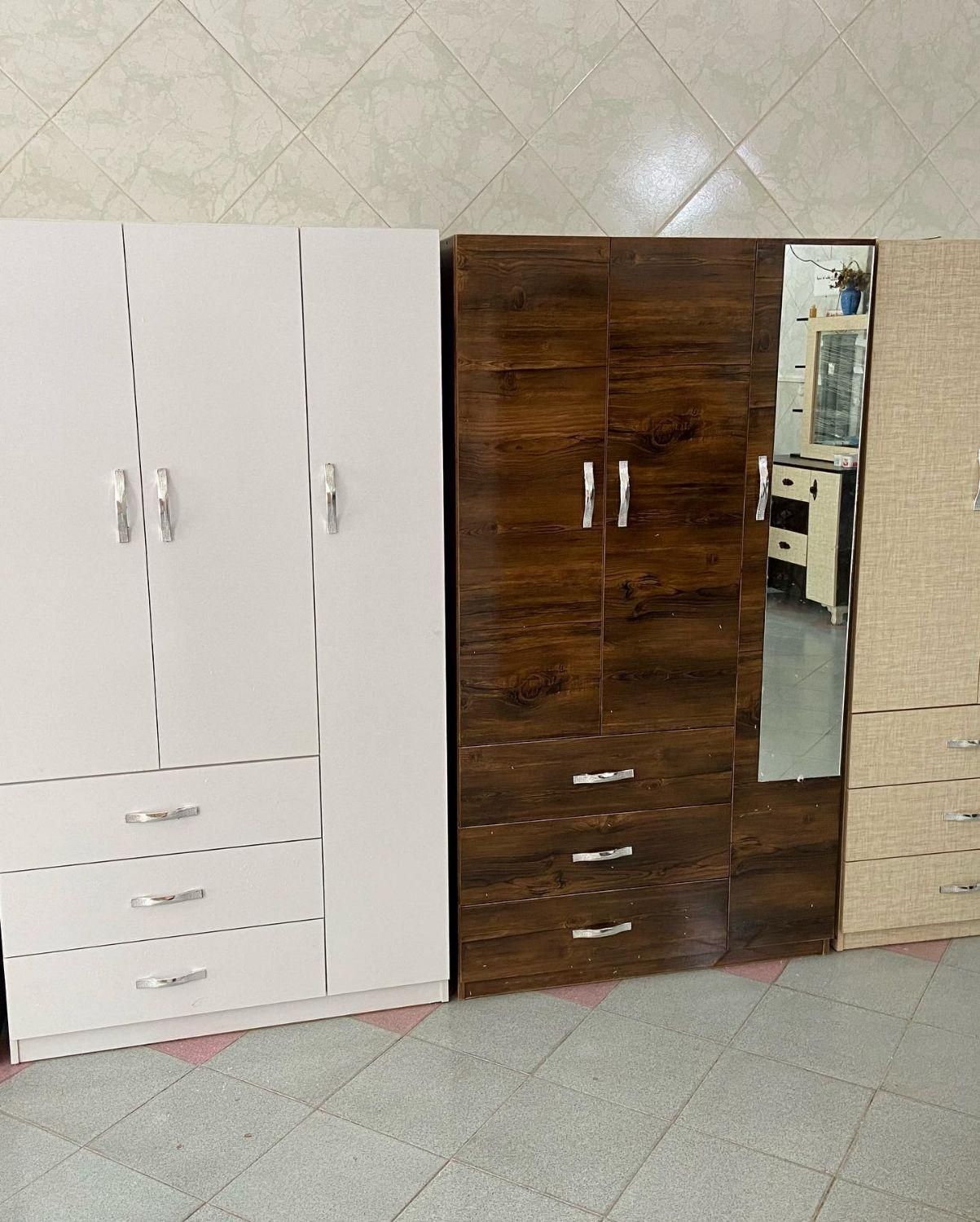 کمد لباس سه درب،دراور ،قیمت واقعی عرض 100|جاکفشی، کمد، دراور|اصفهان, لاله|دیوار