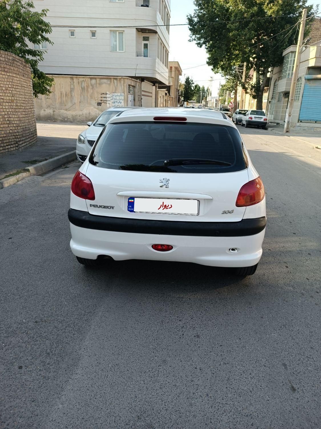 پژو 206 تیپ ۵، مدل ۱۳۹۴|خودرو سواری و وانت|ارومیه, |دیوار