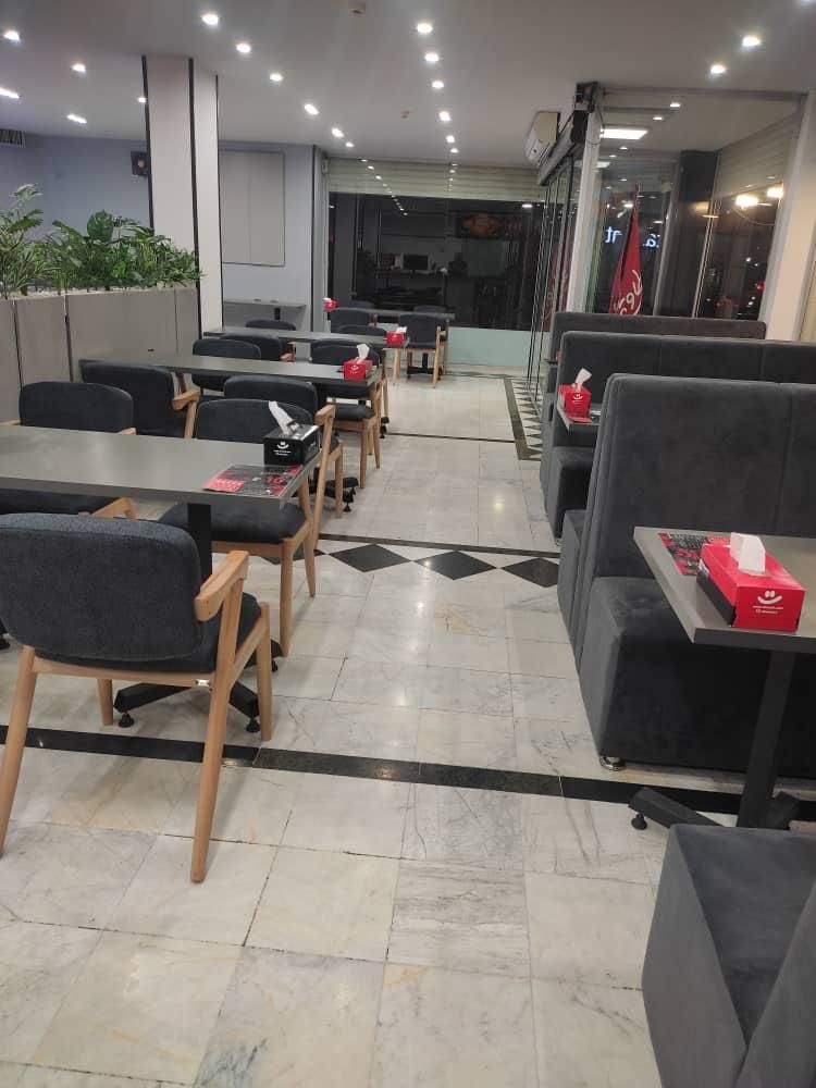 مبل صندلی رستوران فستفود برگرویچ ونیتا رستورانی|کافیشاپ و رستوران|تهران, طرشت|دیوار