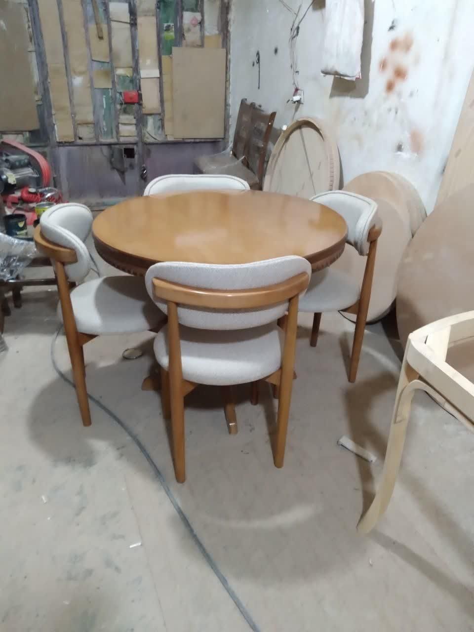 صندلی غذاخوری زیبا و پرطرفدار میترا|میز و صندلی غذاخوری|مشهد, حضرت حجت|دیوار