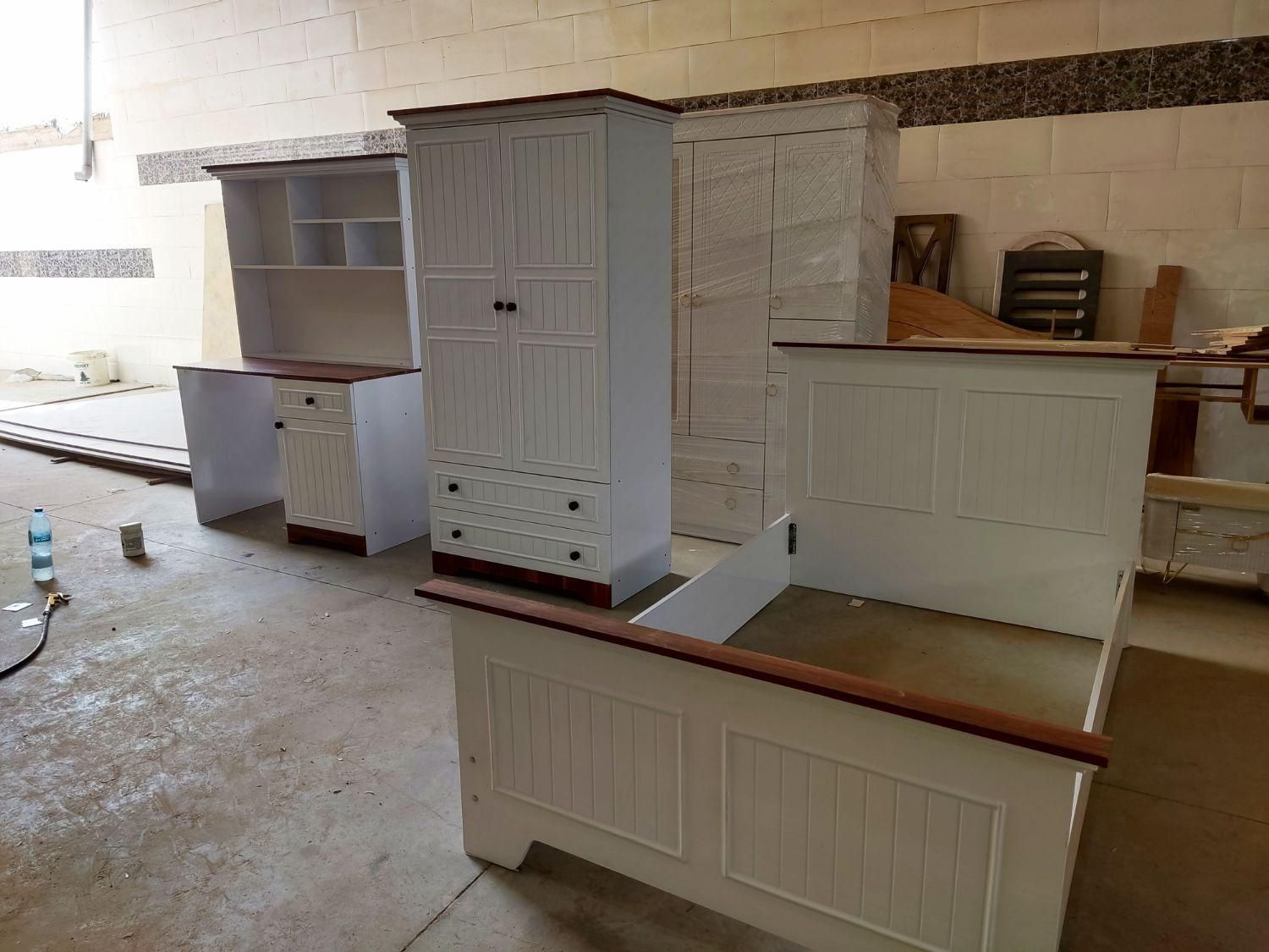 سرویس خواب انفره نوجوان سارمن|تخت و سرویس خواب|شیراز, وصال|دیوار