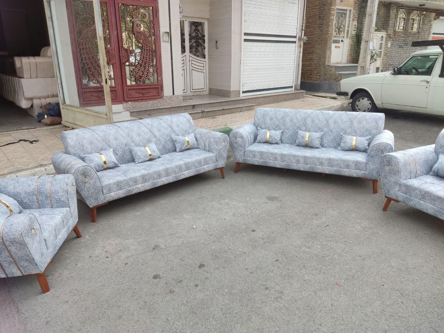 مبل راحتی کلاسیک|مبلمان خانگی و میز عسلی|ارومیه, |دیوار