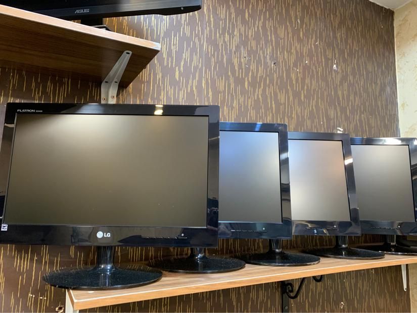 فروش انواع مانیتور LCD-LED اکبند و کارکرده|قطعات و لوازم جانبی رایانه|تهران, فردوس|دیوار