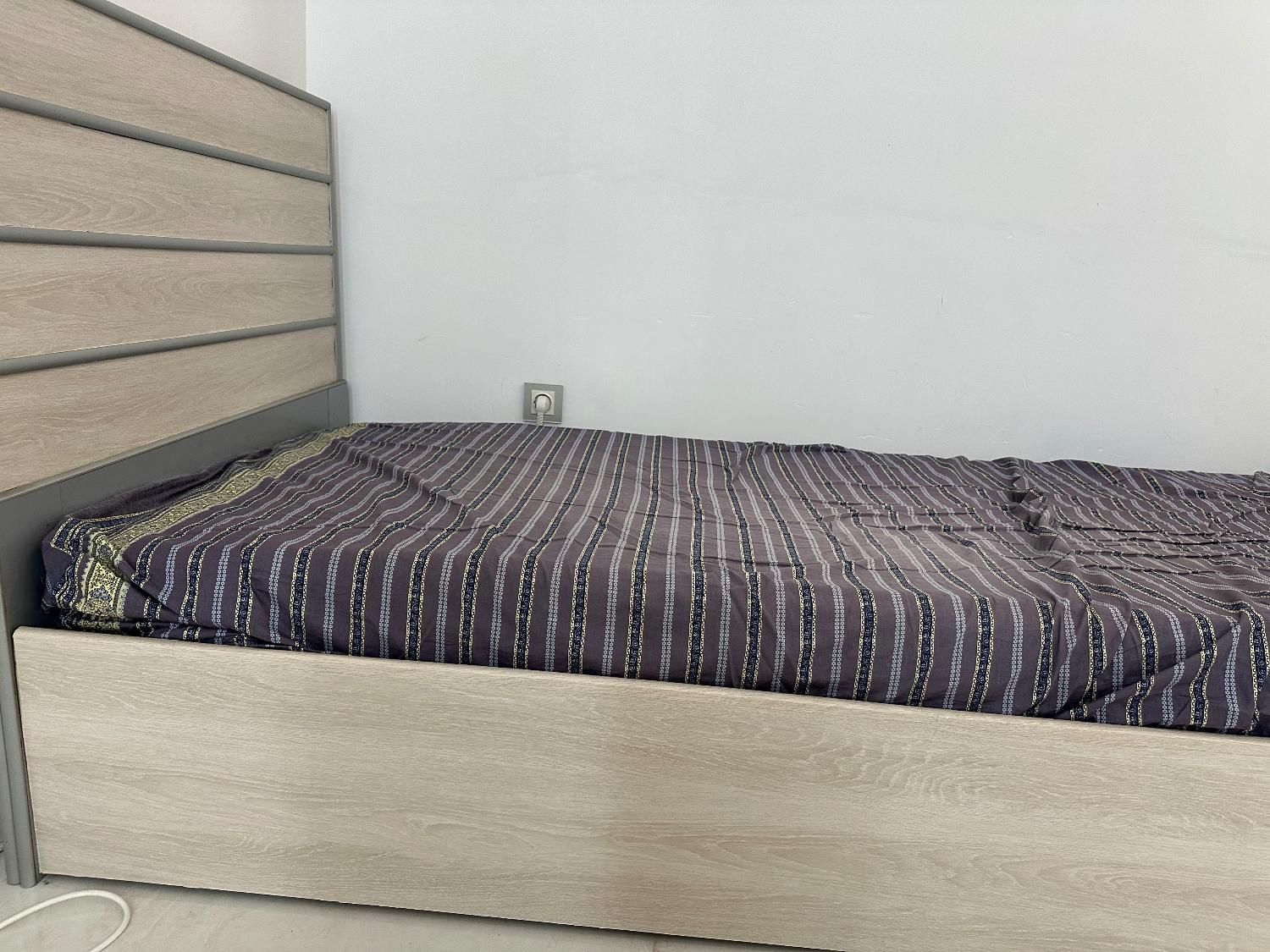 تخت تک نفره MDF|تخت و سرویس خواب|آمل, |دیوار