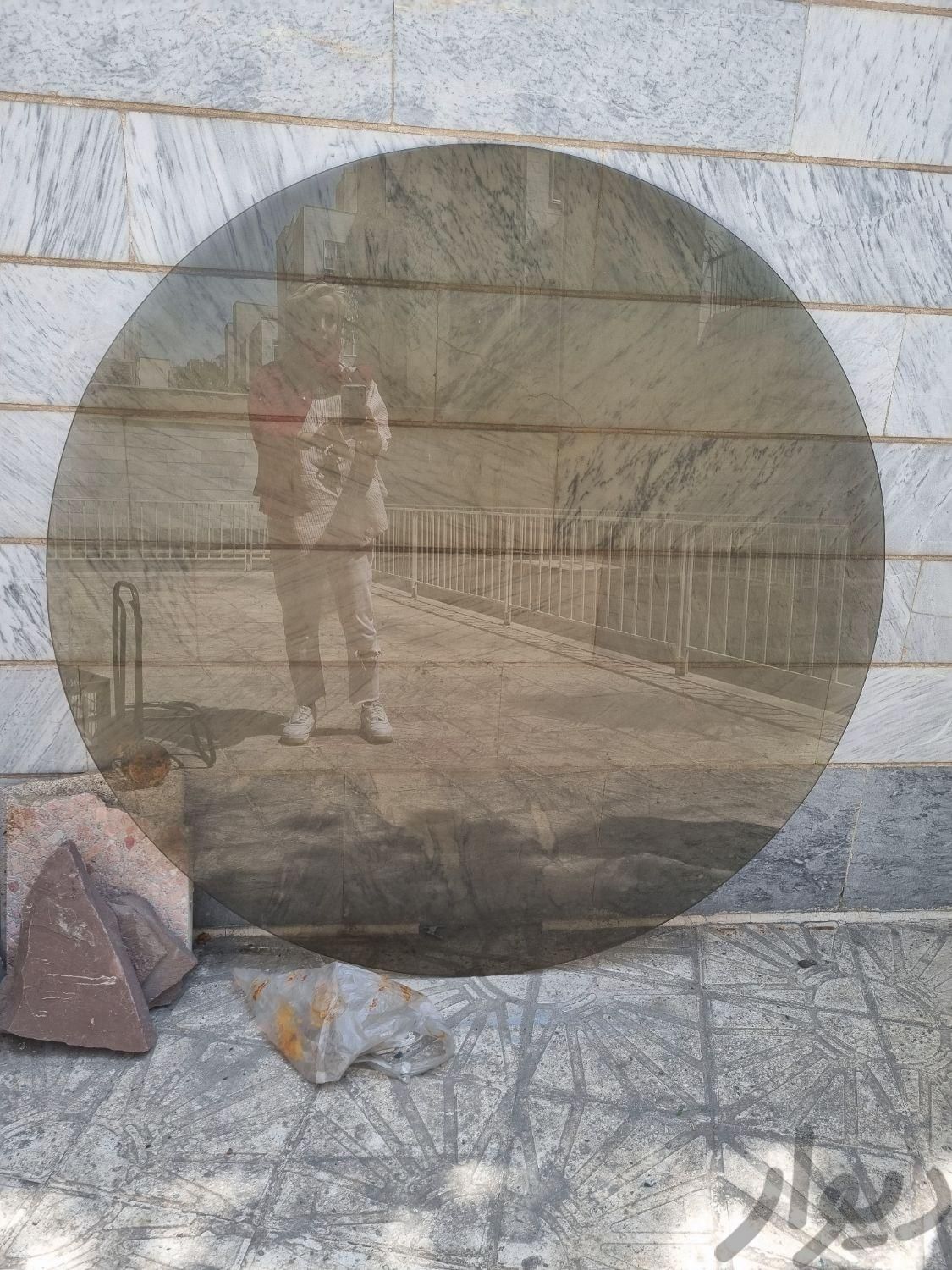 شیشه گرد رومیزی با قطر۱۳۸|صنایع دستی و سایر لوازم تزئینی|تهران, اباذر|دیوار