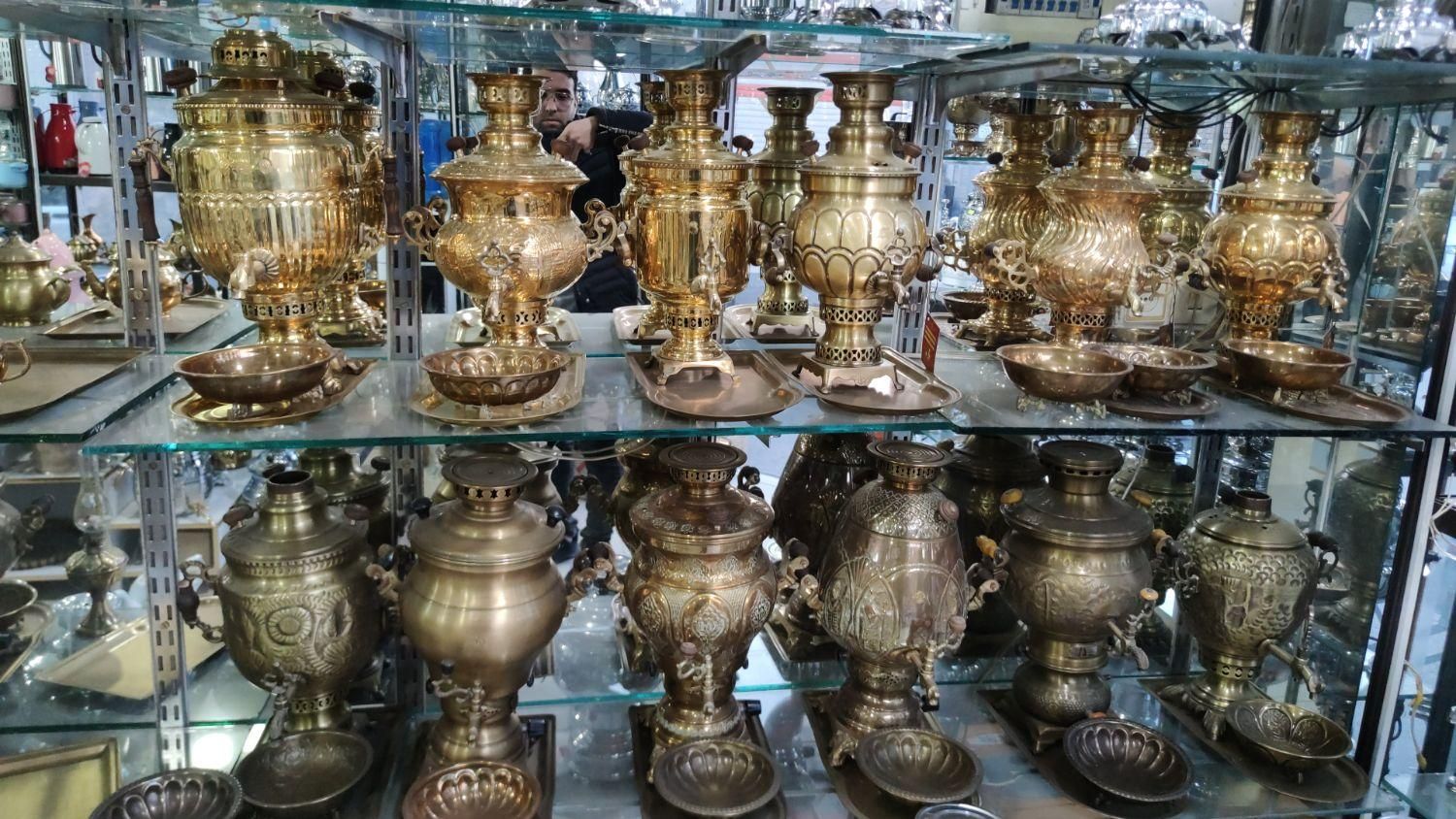 استخدام کارگر آقا کارمند|استخدام خدمات فروشگاه و رستوران|اصفهان, امامزاده اسماعیل|دیوار