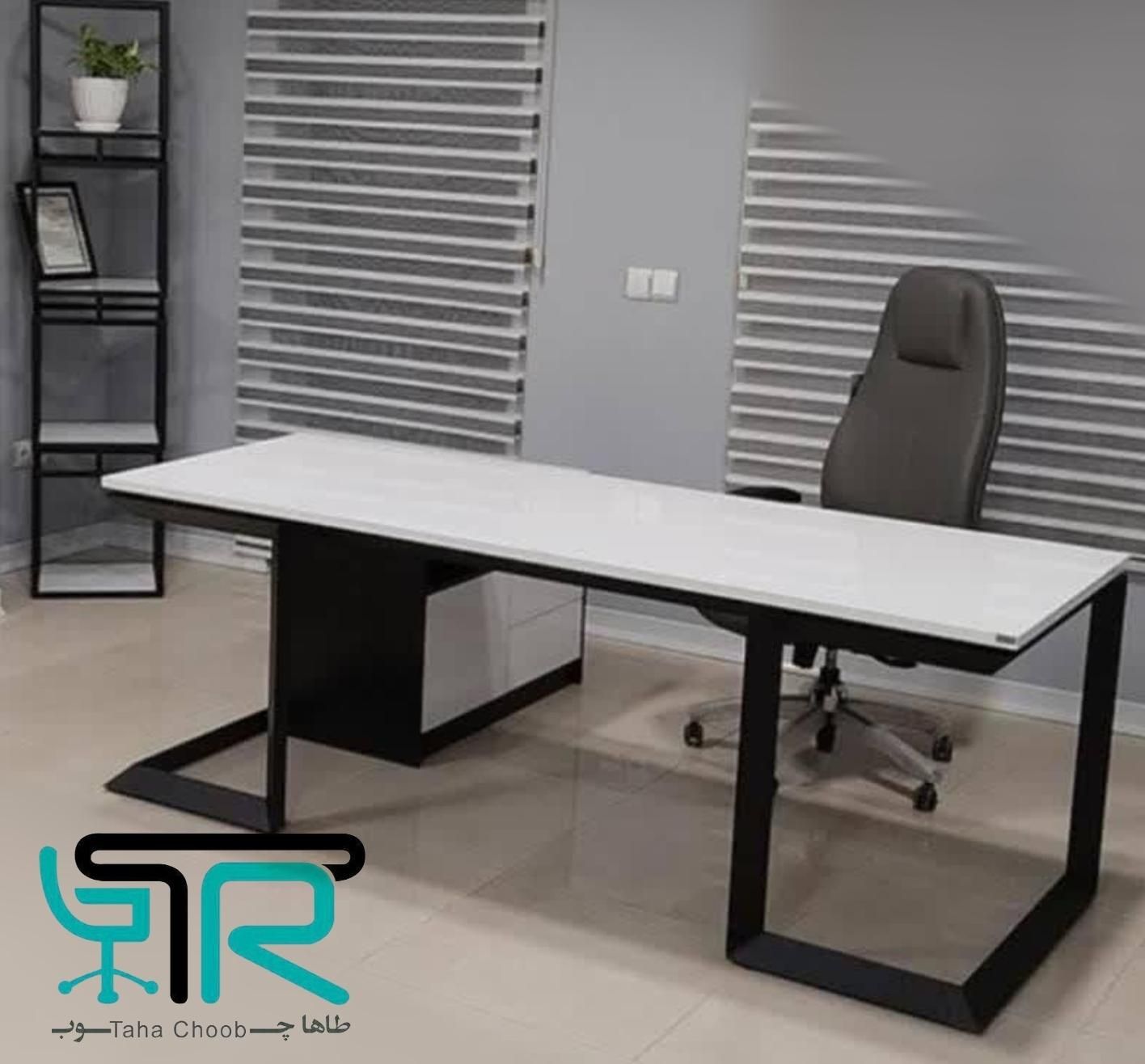 میز مدیریت سفیدسیاهMDFوکیوم دفترکارشرکتی ال کمددار|مبلمان اداری|زنجان, |دیوار
