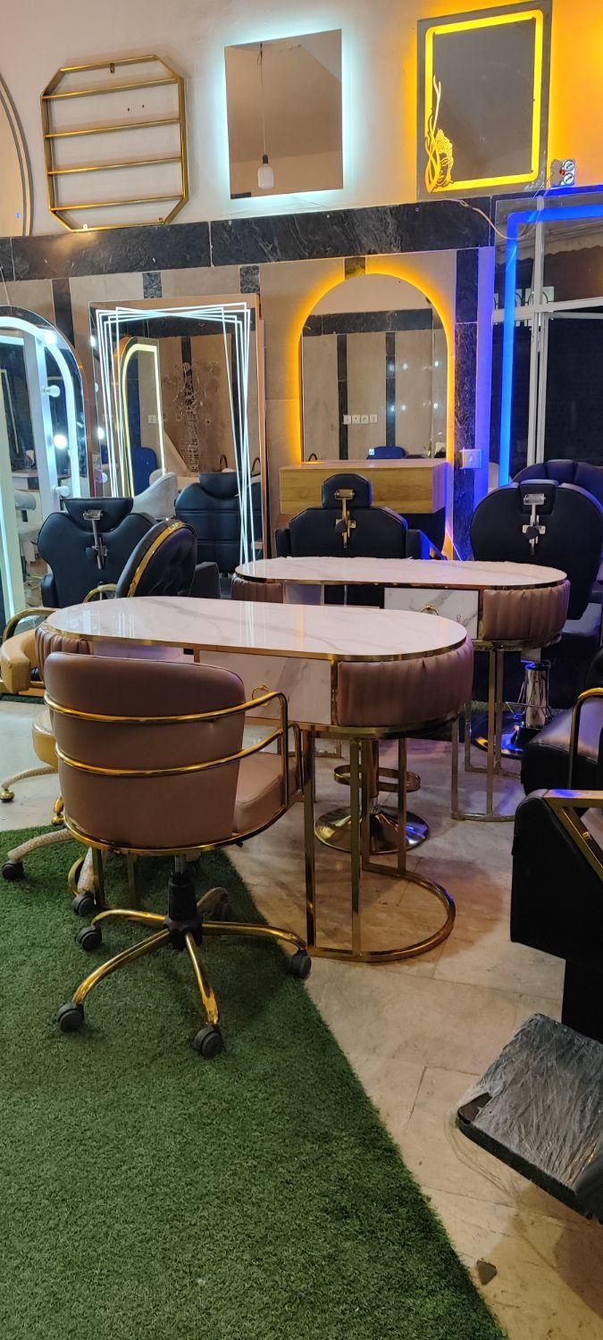 ترولی.صندلی.تخت.|آرایشگاه و سالنهای زیبایی|ارومیه, |دیوار