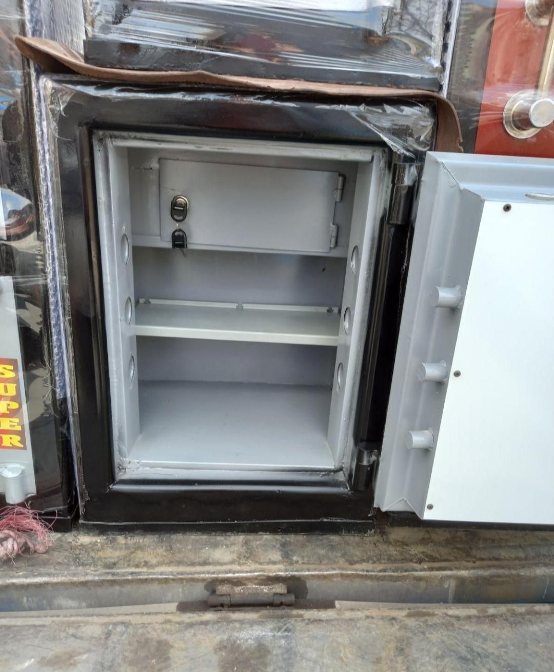 فروش گاوصندوق نسوز گاو صندوق|ابزارآلات|مشهد, سرافرازان|دیوار