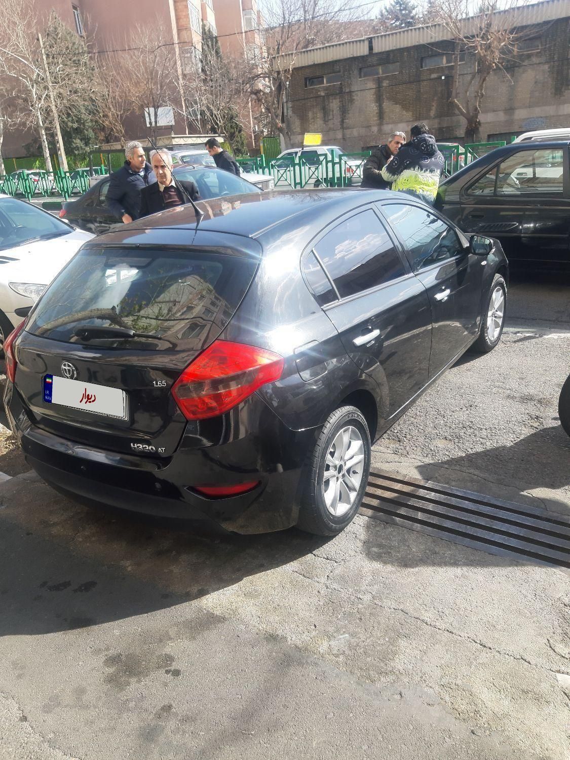 برلیانس h320 اتوماتیک ۱۶۵۰|خودرو سواری و وانت|کاشان, فاز ۱ ناجی آباد|دیوار