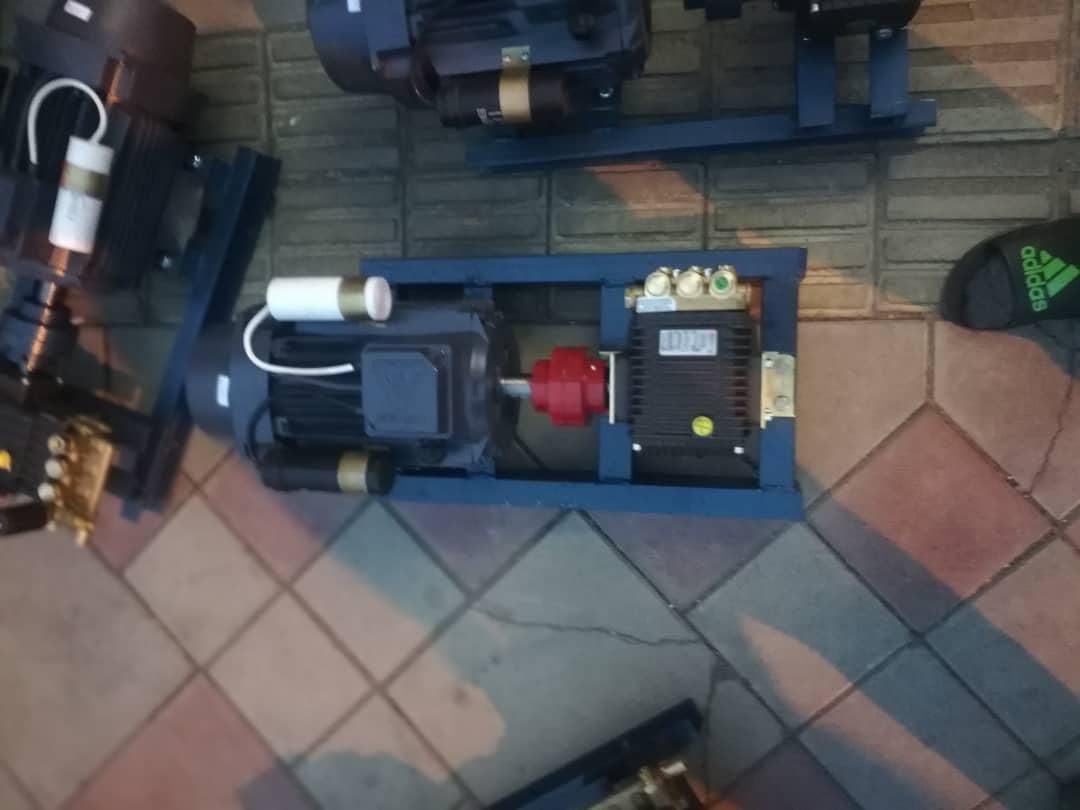 واتر جت کارواش 200 بار تک فاز با برق خانگی|ماشین‌آلات صنعتی|باقرشهر, |دیوار