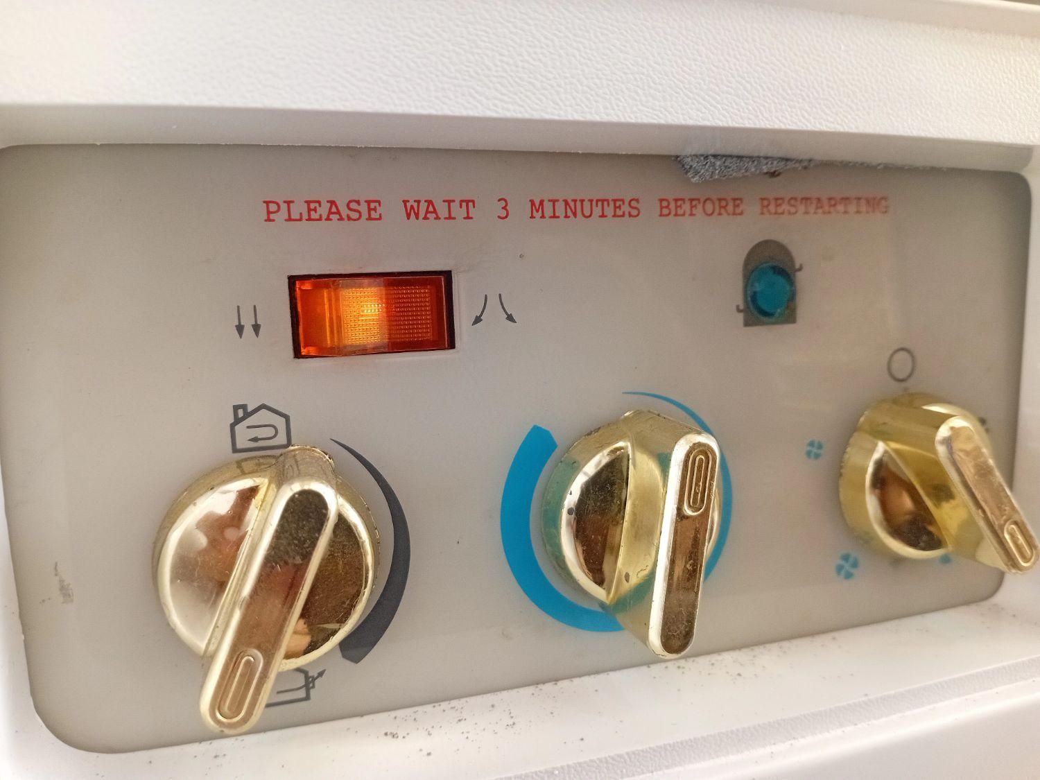 فروش کولر گازی پنجره‌ای ۲۴ تراست|کولر گازی و فن‌کوئل|بوشهر, |دیوار