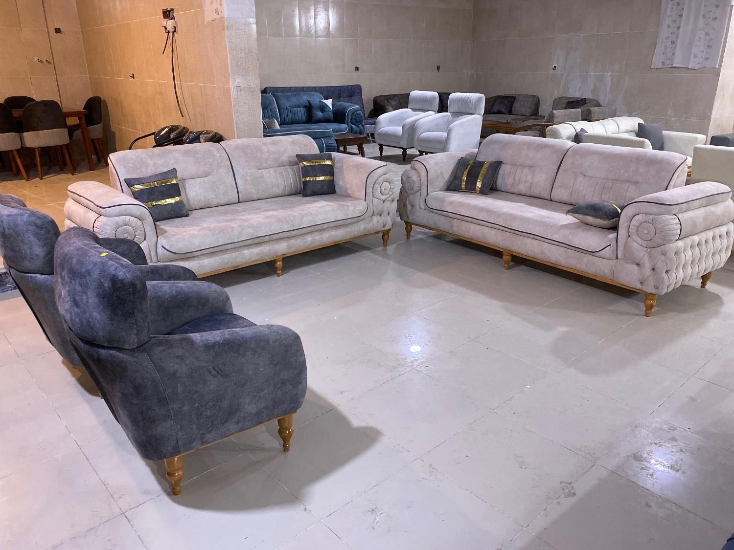 مبل / چستر / ۸ نفره / شرایط اقساط|مبلمان خانگی و میز عسلی|قشم, |دیوار