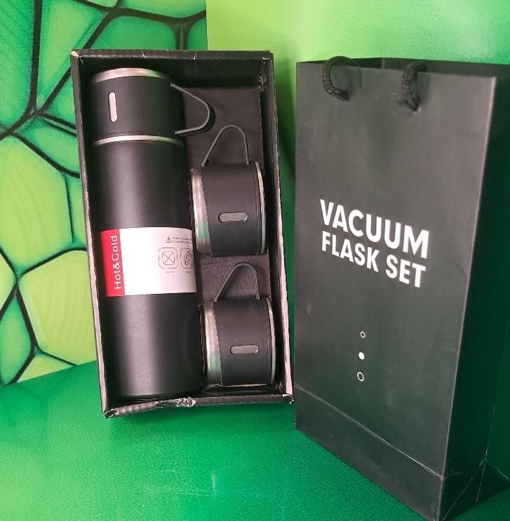 فلاسک ۳ لیوان با جعبه کادویی اصل|ظروف نگهدارنده، پلاستیکی، یک‌بارمصرف|مشهد, سرافرازان|دیوار