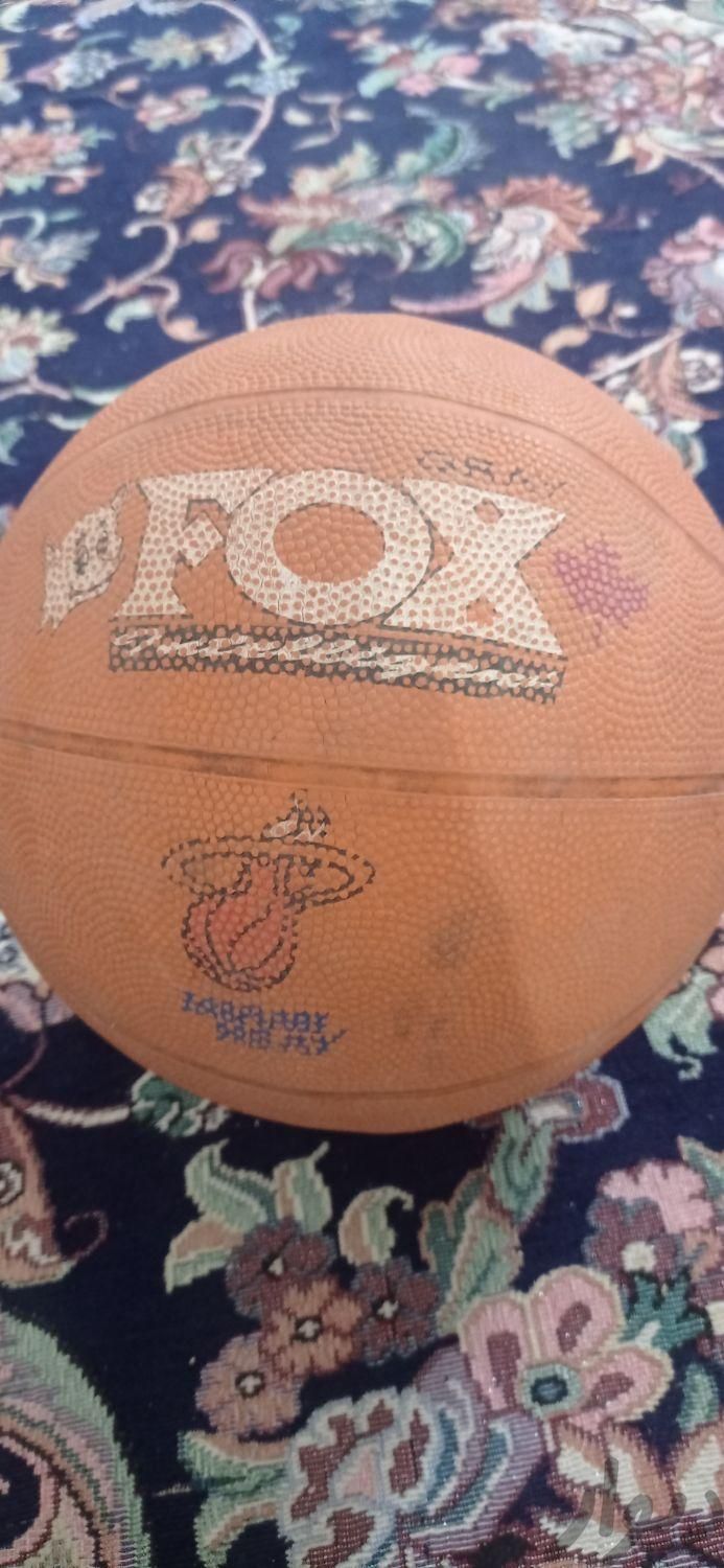 توپ بسکتبال fox اصل کانادا|ورزش‌های توپی|مشهد, محله پنج تن|دیوار