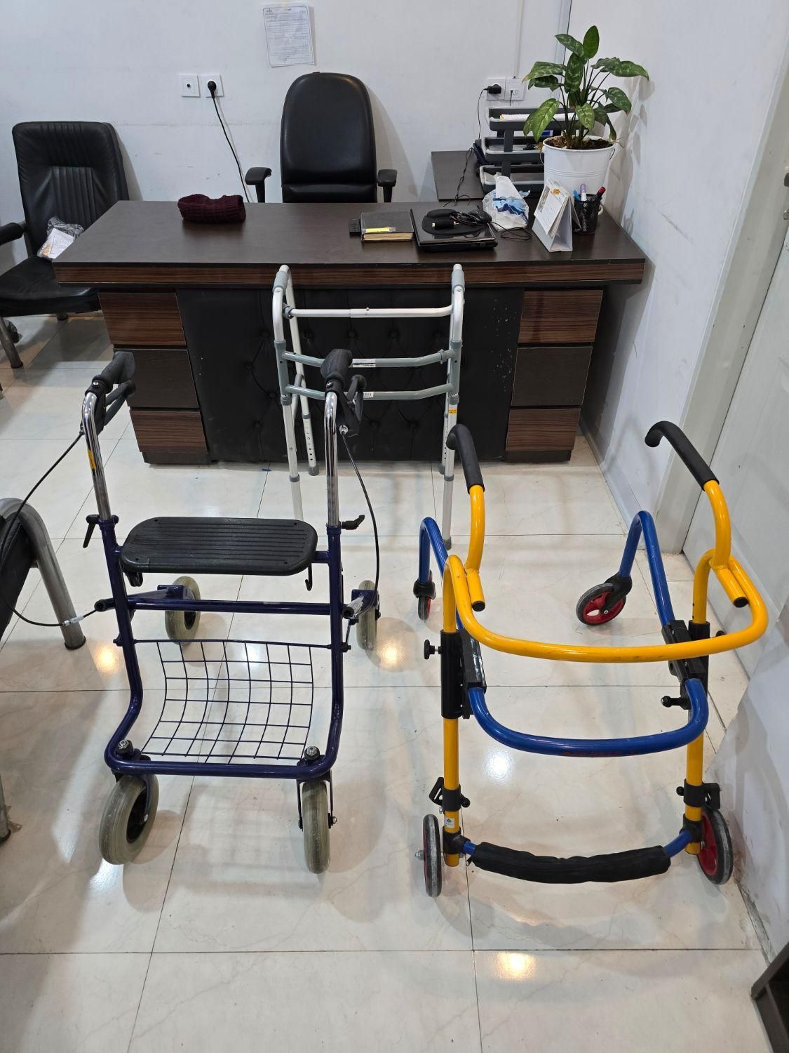 اجاره تخت برقی بیمارستانی تشک مواج بیمارواکر ویلچر|آرایشی، بهداشتی، درمانی|تهران, خرمشهر|دیوار