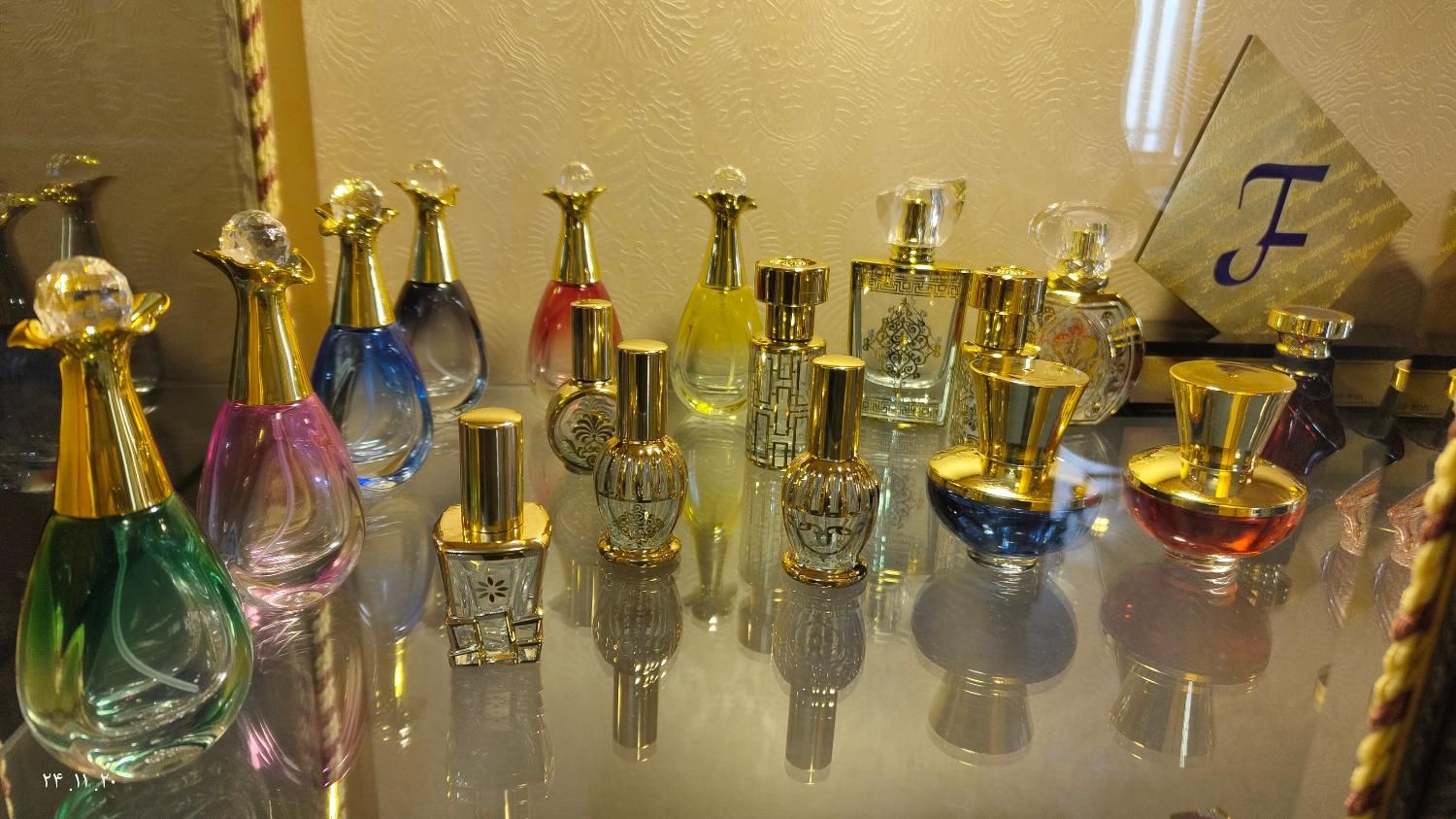 پخش عمده شیشه ادکلنی و عمده عطر|آرایشی، بهداشتی، درمانی|تهران, طرشت|دیوار