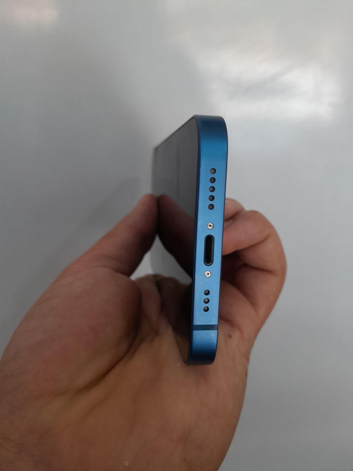 اپل iPhone 13 با حافظهٔ ۱۲۸ گیگابایت|موبایل|یزد, |دیوار