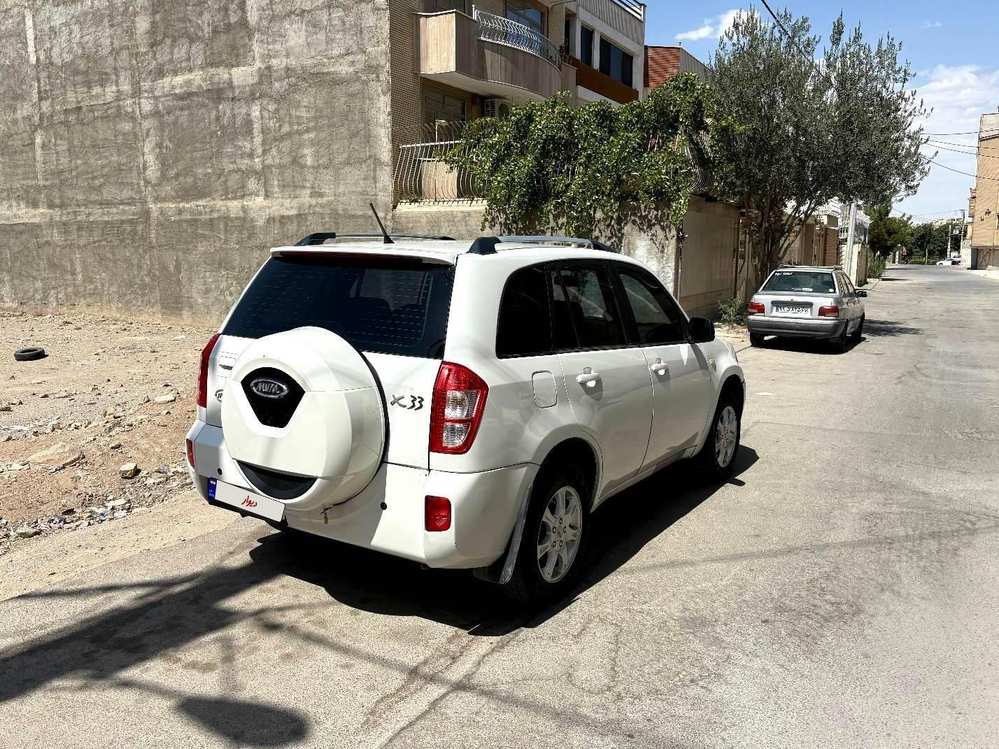 ام‌وی‌ام X33 دنده‌ای، مدل ۱۳۹۵|خودرو سواری و وانت|اصفهان, بهارستان (مخابرات)|دیوار