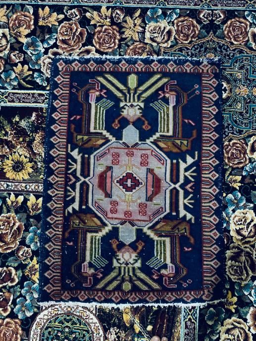 قالیچه دست باف و قدیمی|گلیم، جاجیم، گبه|قم, باجک دو|دیوار