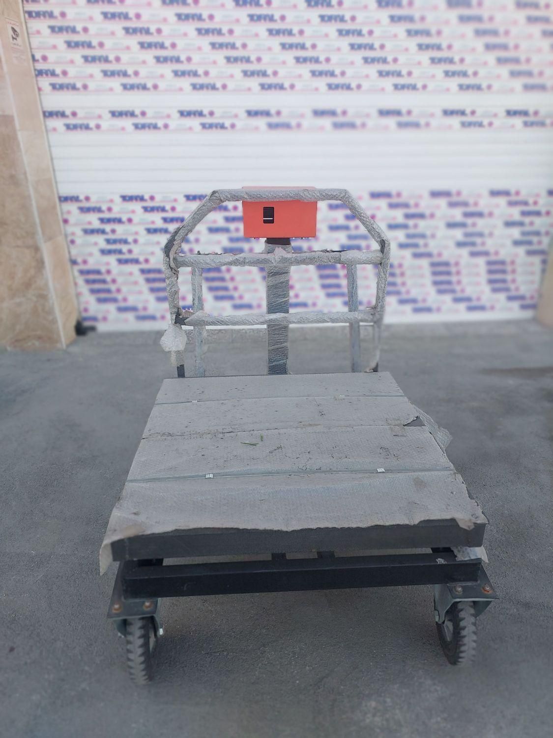 باسکول چرخ دار و ثابت فروشگاهی و میدانی|فروشگاه و مغازه|فردیس, شهرک شهید حسینی|دیوار