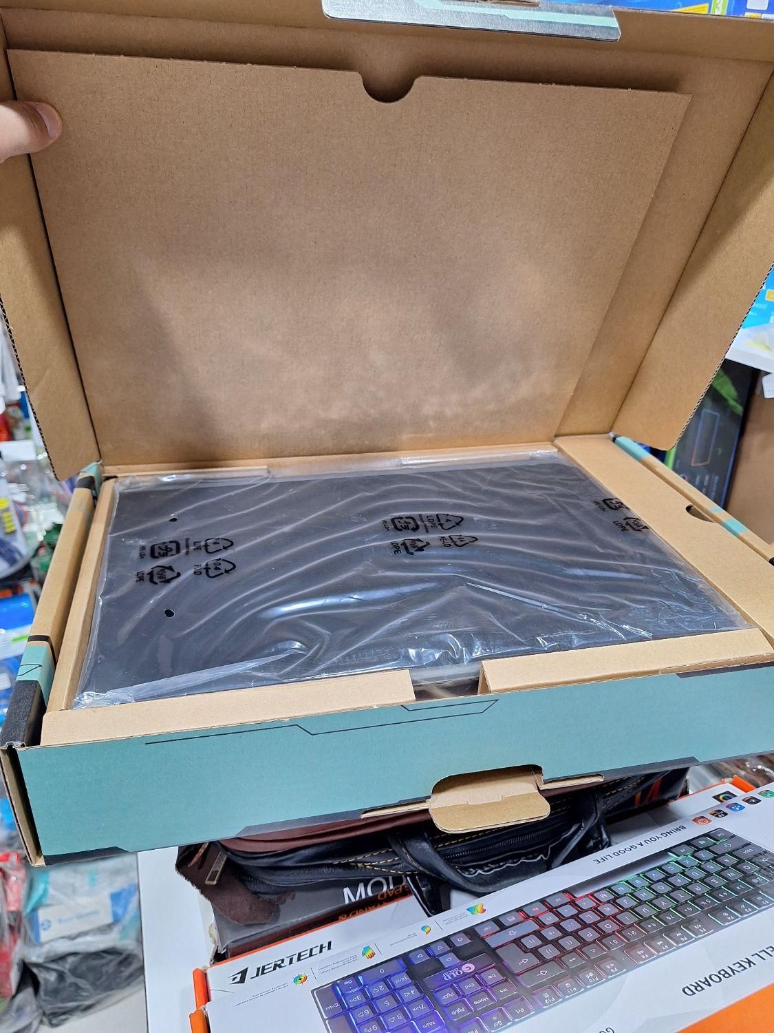 لبتاپ MSI 13620H 4gb 3050|رایانه همراه|تهران, گیشا (کوی نصر)|دیوار