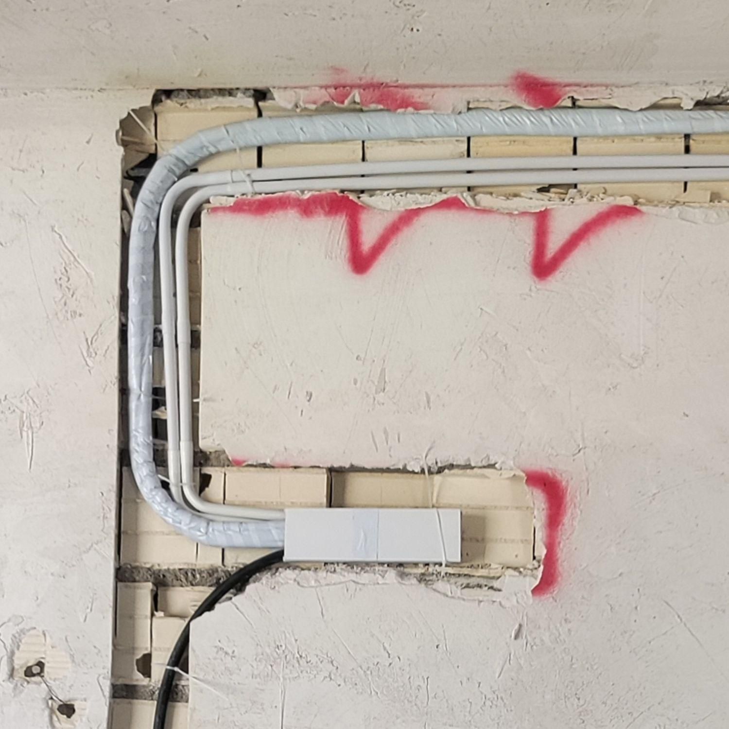 نصب اسپیلت لوله کشی مسی کولرگازی لوله گذاری اسپلیت|خدمات پیشه و مهارت|شیراز, زرهی|دیوار