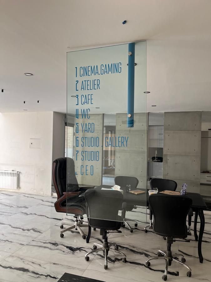 اجراانواع شیشه سکوریت لمینت شیشه ضد گلوله وفرم دار|خدمات پیشه و مهارت|مشهد, وکیلآباد|دیوار