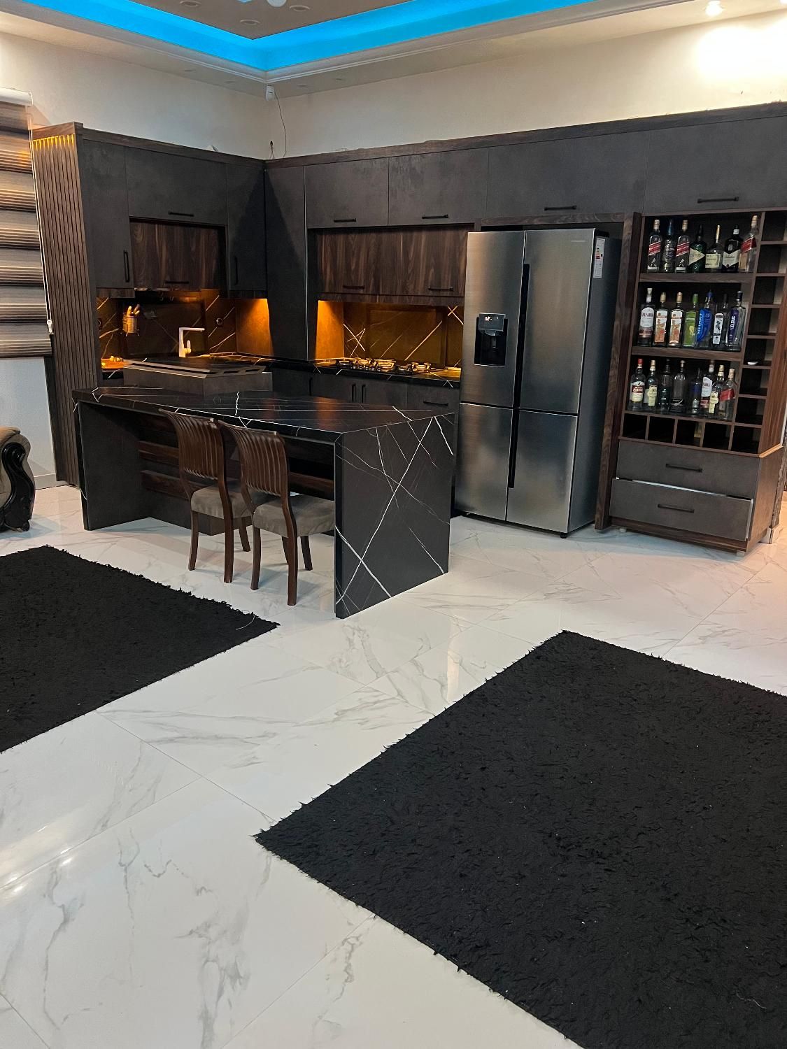 اجاره ویلا شیک و لوکس تبریز باسمنج جاده هروی|اجارهٔ کوتاه‌مدت ویلا و باغ|تبریز, |دیوار