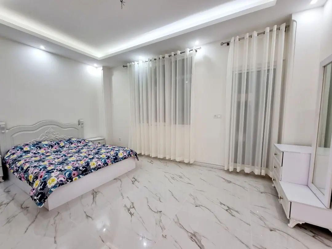 کاخ ویلا۵۰۰متری استخردار شهرکی جنگلی سندتکبرگ|فروش خانه و ویلا|نور, |دیوار