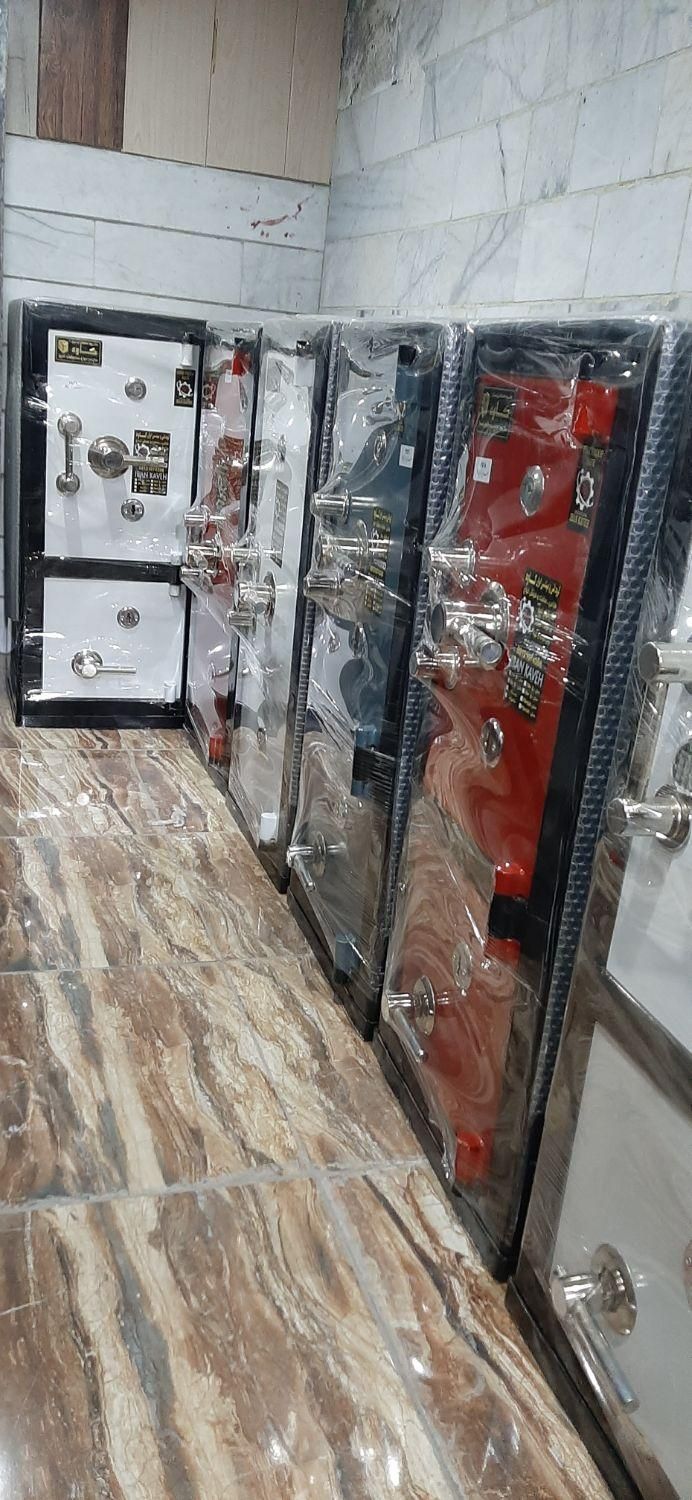 گاوصندوق رمزدار و ساده|ابزارآلات|فیروزآباد (فارس), |دیوار