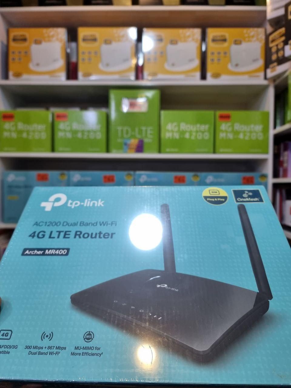 مودم دوربین مداربسته و ip استاتیک دارMR400 TPLINK|مودم و تجهیزات شبکه|اصفهان, عطار نیشابوری|دیوار