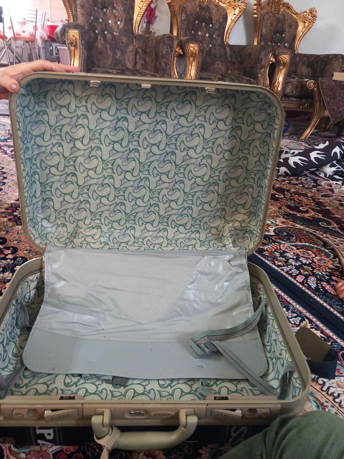 چمدان مسافرتی جنس ژاپنی|کیف، کفش، کمربند|ملایر, |دیوار
