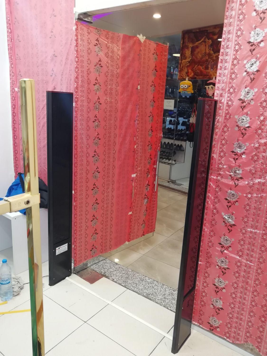 (گیت،تک،دزدگیر)کیف کفش مزون پوشاک rfنوamفروشگاه|فروشگاه و مغازه|تهران, توحید|دیوار